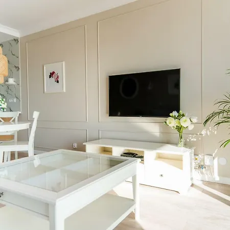 Slupsk Apartments アパート スウプスク